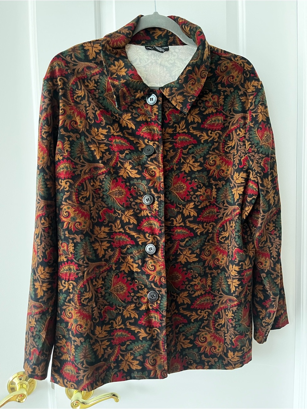Lifestyle Classics Button Down Autumn Print Blouse